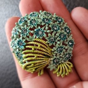 VTG Pastelli brooch